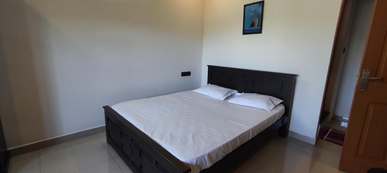 Soly'S Villa Homestay Муннар Экстерьер фото