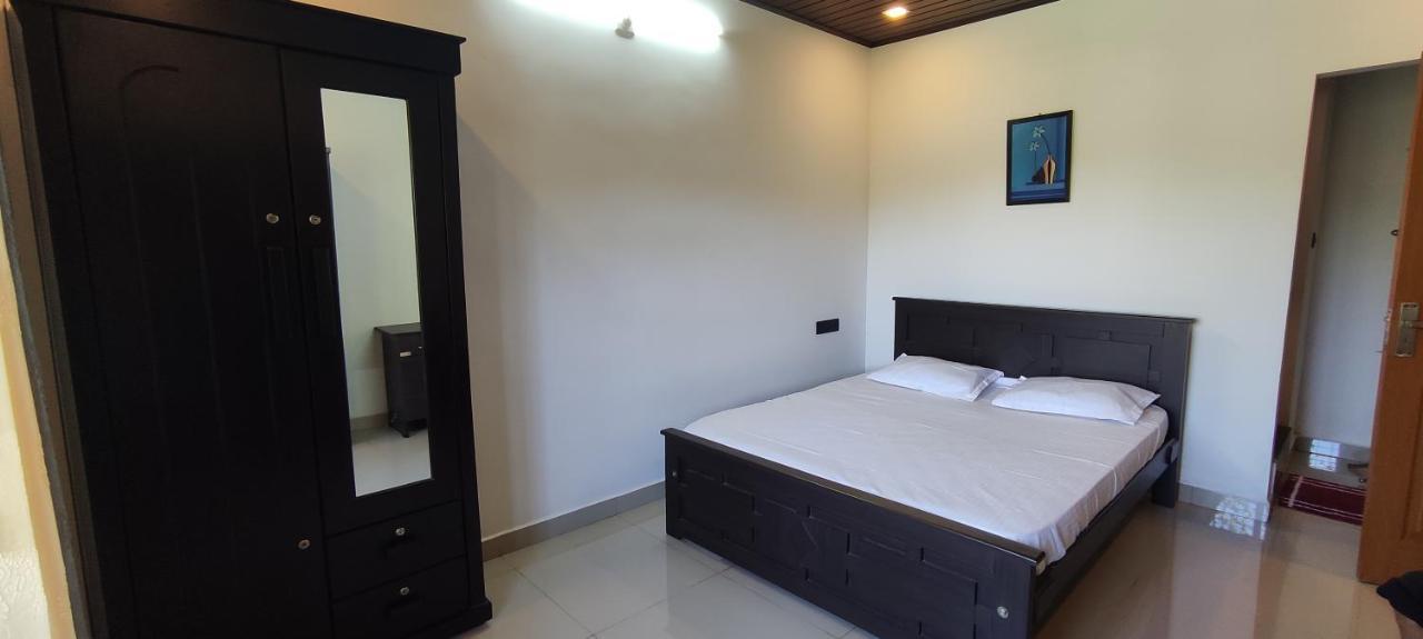 Soly'S Villa Homestay Муннар Экстерьер фото