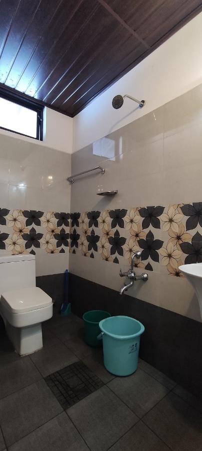 Soly'S Villa Homestay Муннар Экстерьер фото